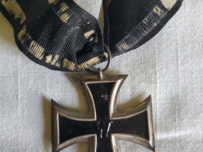 1914 Iron Cross 2nd class with ribbon